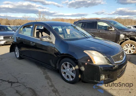 2010 Nissan Sentra 2.0 z USA, uszkodzony, nr VIN 3N1AB6APXAL652466